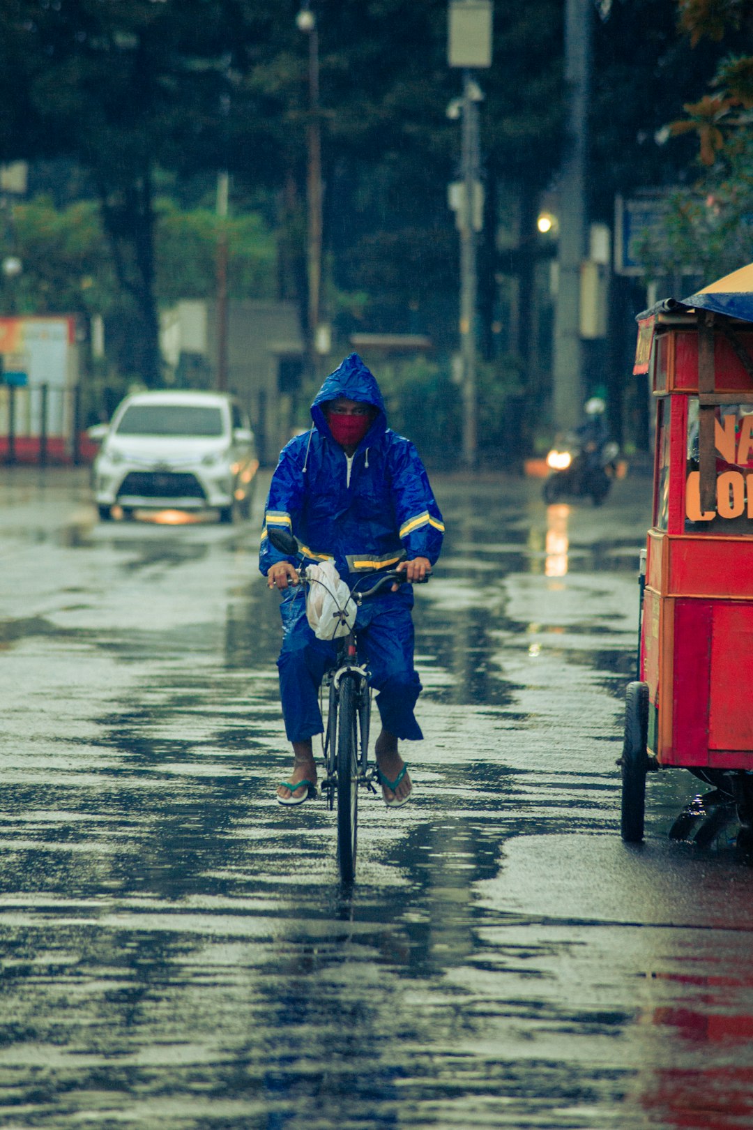 Mastering the First Impression: Your intriguing post title goes here man-in-blue-jacket-riding-motorcycle-on-road-during-daytime-aop5jynao6a